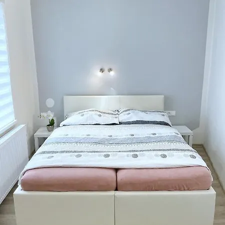 U Namesti Apartman *